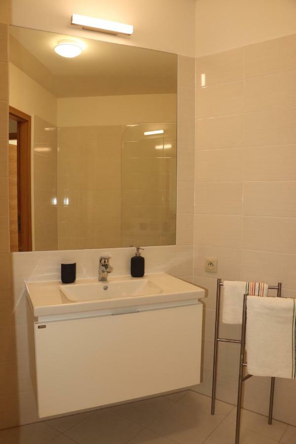 Panorama City Apartment With Free Parking 브라티슬라바 외부 사진